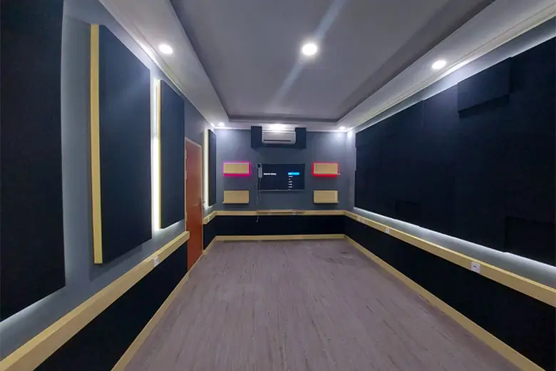 pembuatan studio podcast jakarta