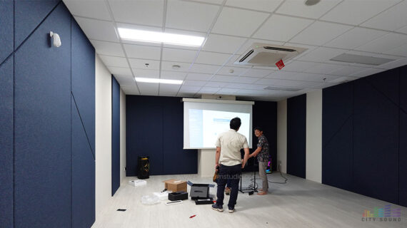 Membangun Ruangan Microteaching Universitas Negeri Jakarta